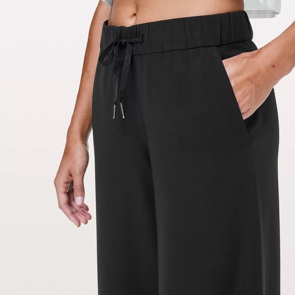 Lululemon On the Fly Wide-Leg 7/8 Pant - Picture 9 of 9